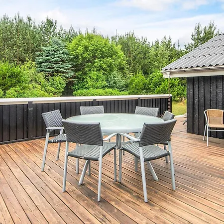 6 Person In Dom wakacyjny