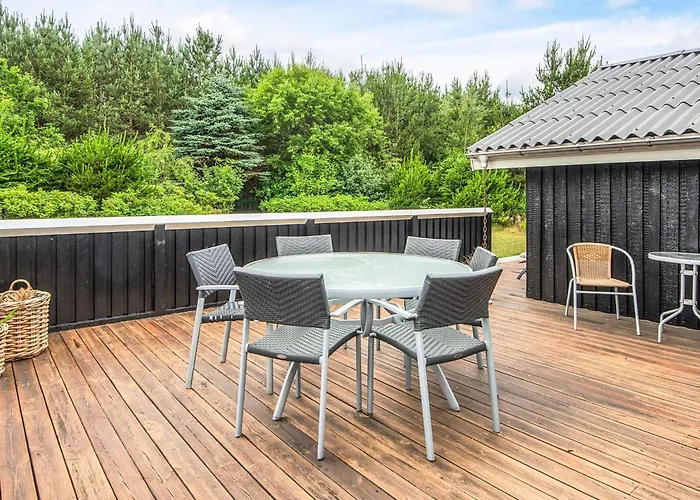 6 Person In Дом отдыха