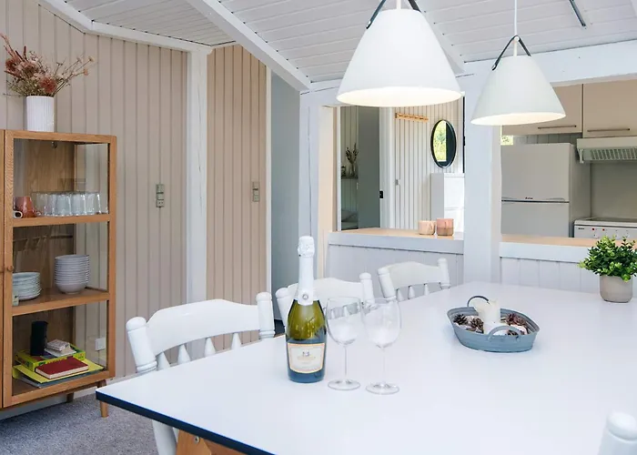 6 Person In Дом отдыха Norre Nebel